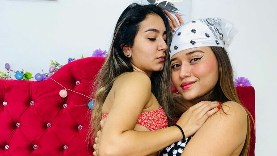 Start Anal Finger KeniaAndManuela