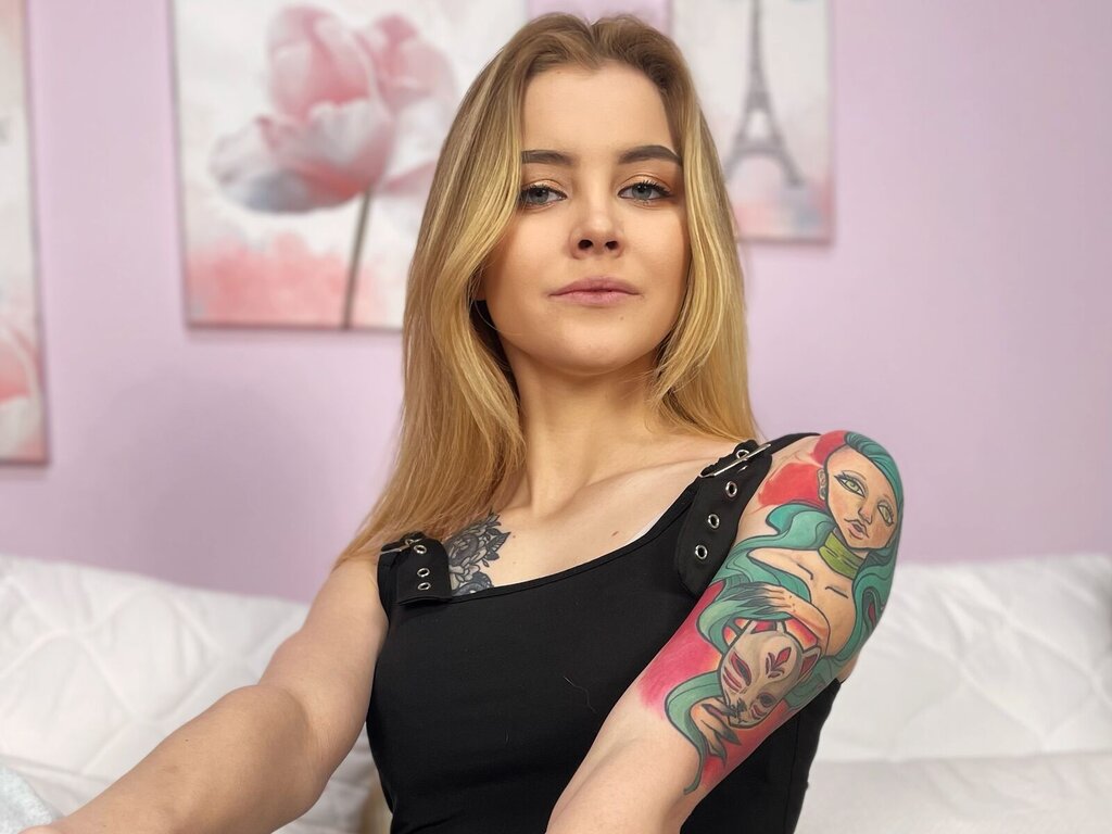 Start Anal Finger LolaHilton