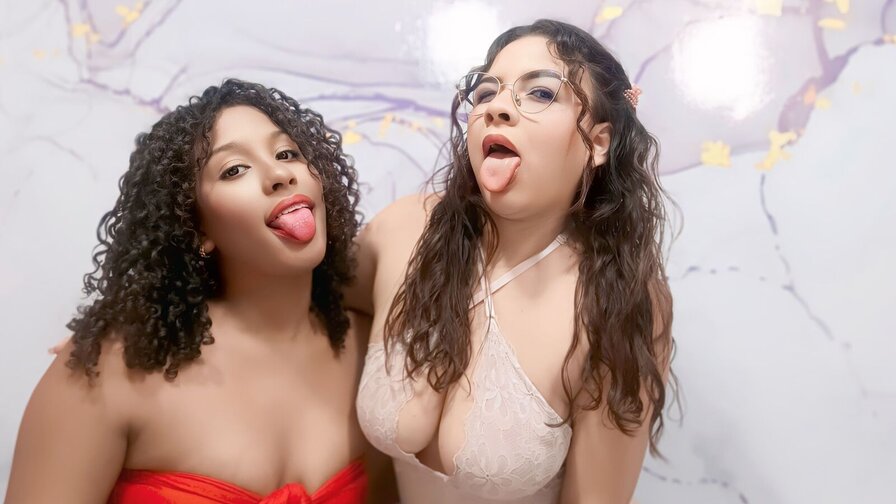 Start Anal Finger MelanieAndDona