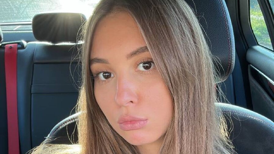 Start Anal Finger MiyaEvans